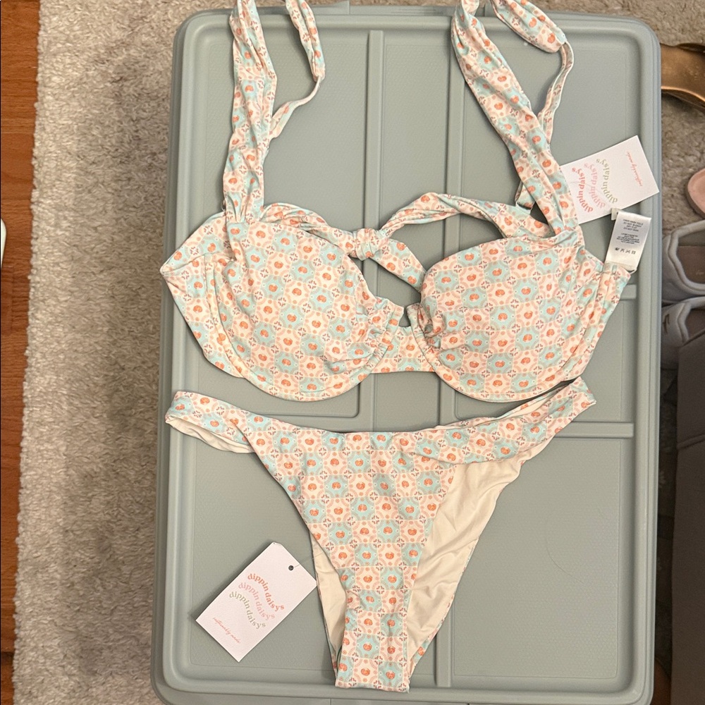 Floral Underwire Bikini Set in Mint & Coral